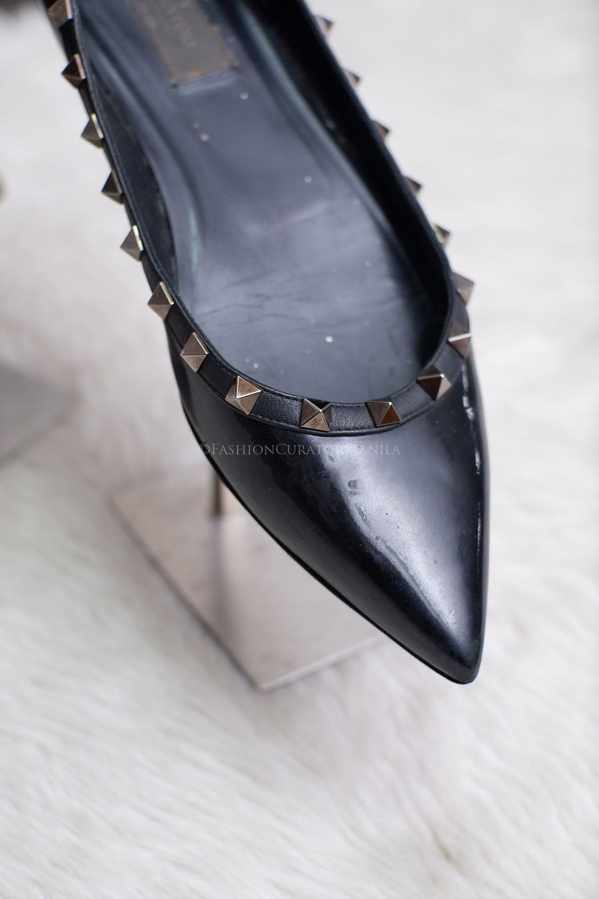 PRE-OWNED VALENTINO BALLERINA PATENT BLACK