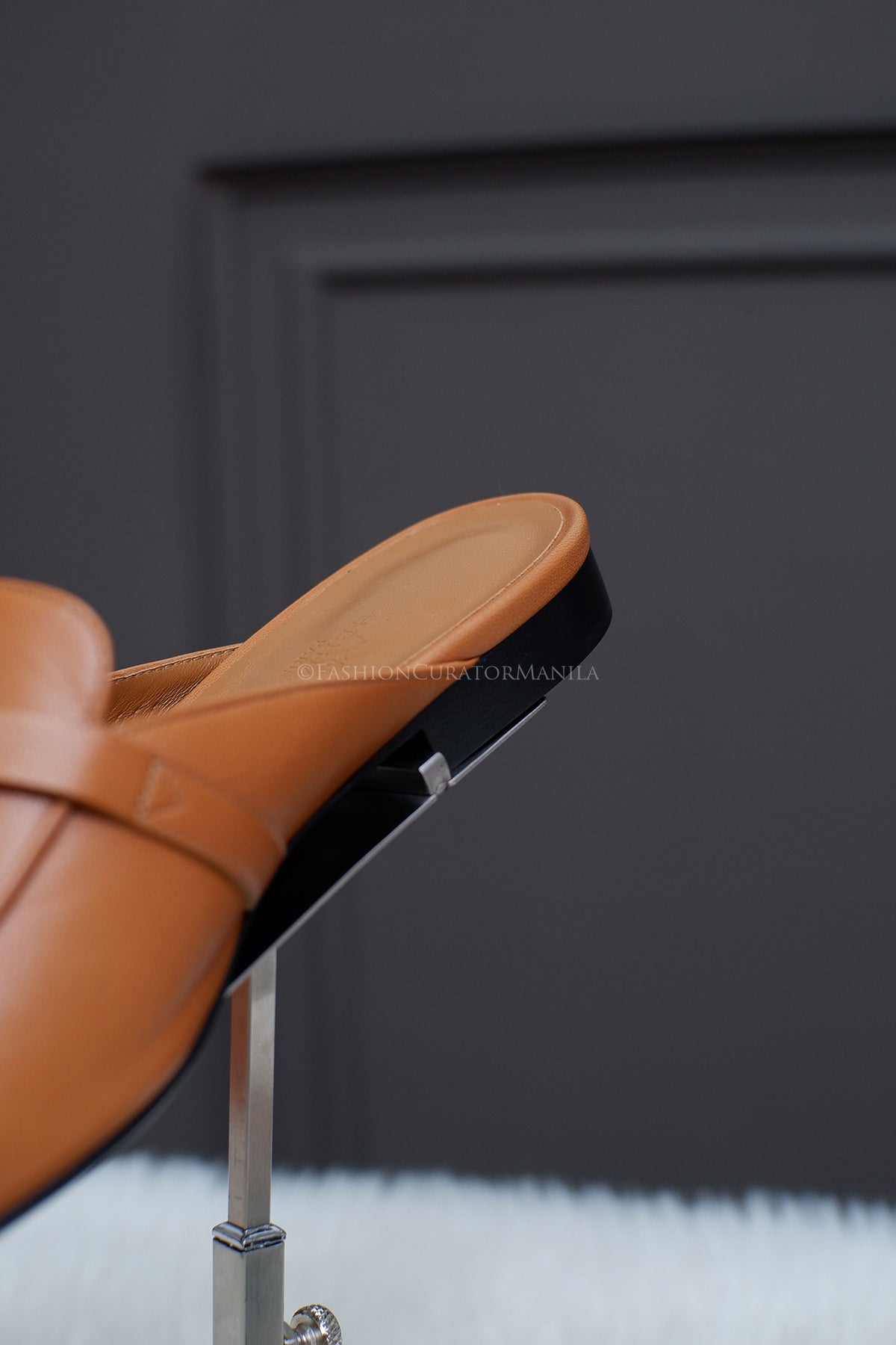 BRAND NEW HERMES OZ MULE TAN