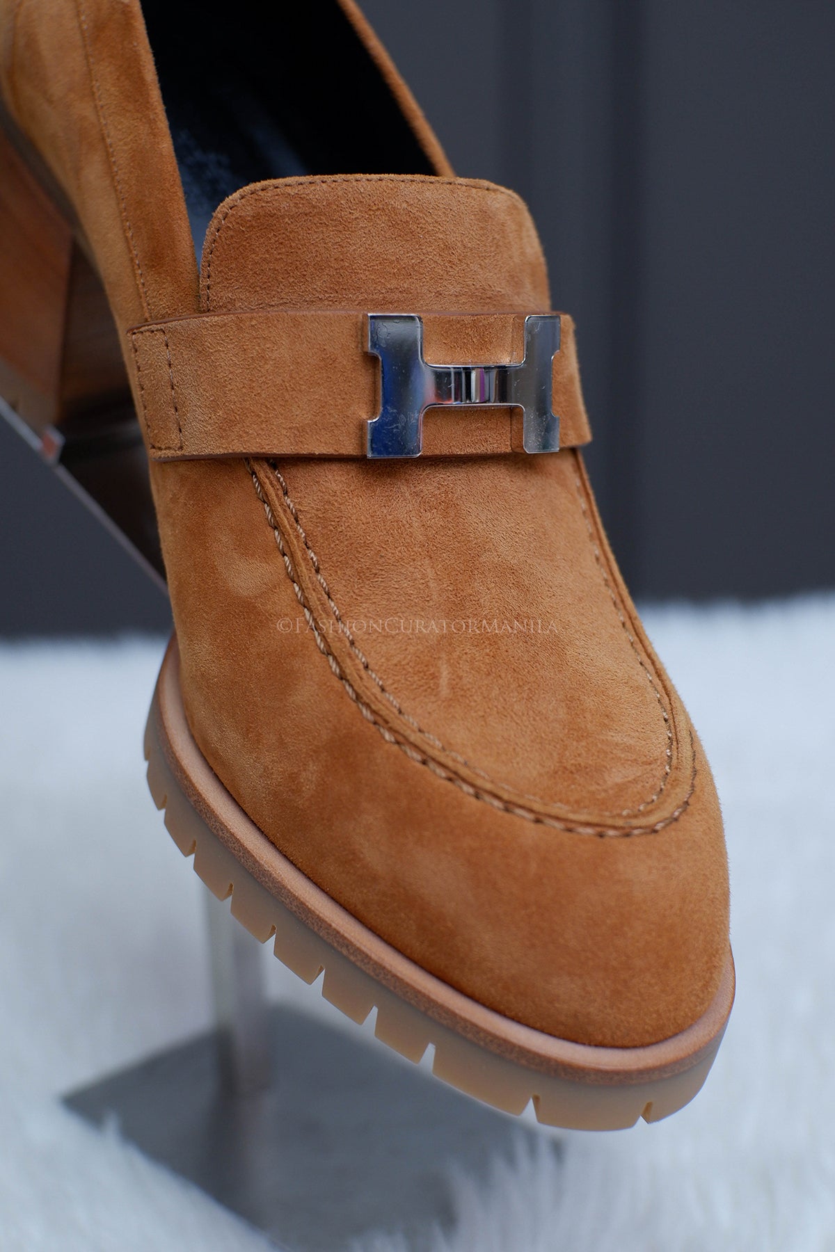 BRAND NEW HERMES PLAIN TOE CASUAL STYLE SUEDE TAN