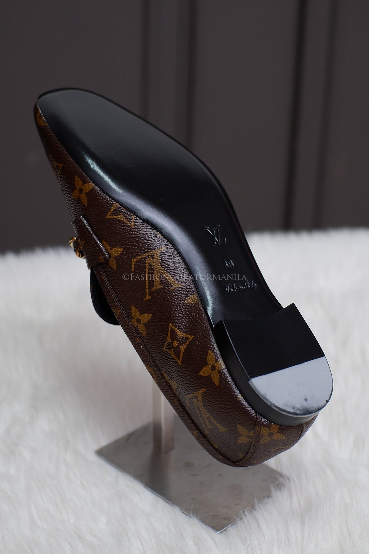 BRAND NEW LOUIS VUITTON LOAFERS MONOGRAM