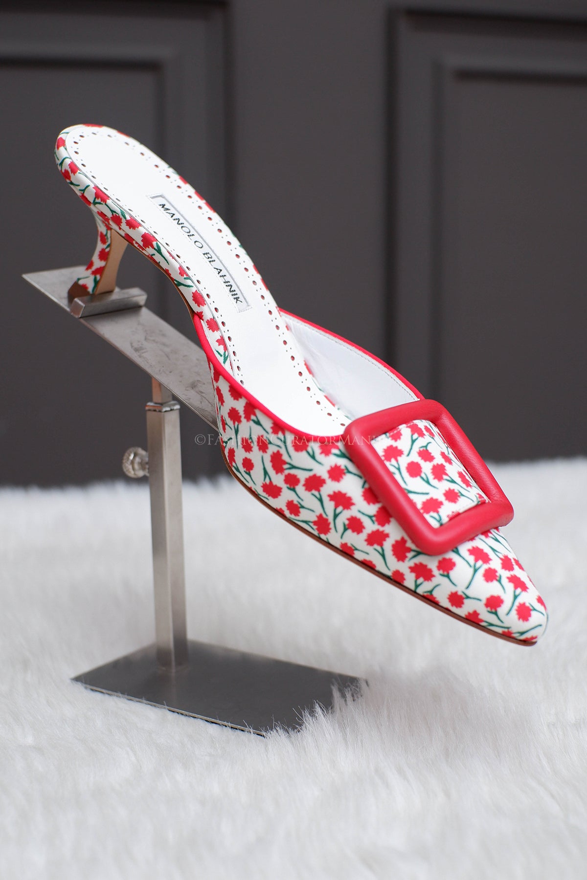 BRAND NEW MANOLO BLAHNIK MAYSALEBI RED FLORAL