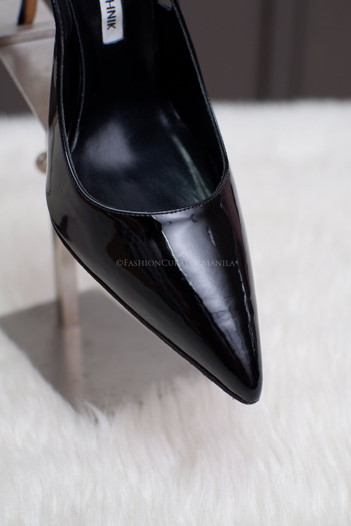 BRAND NEW MANOLO BLAHNIK SLING BACK PATENT BLACK