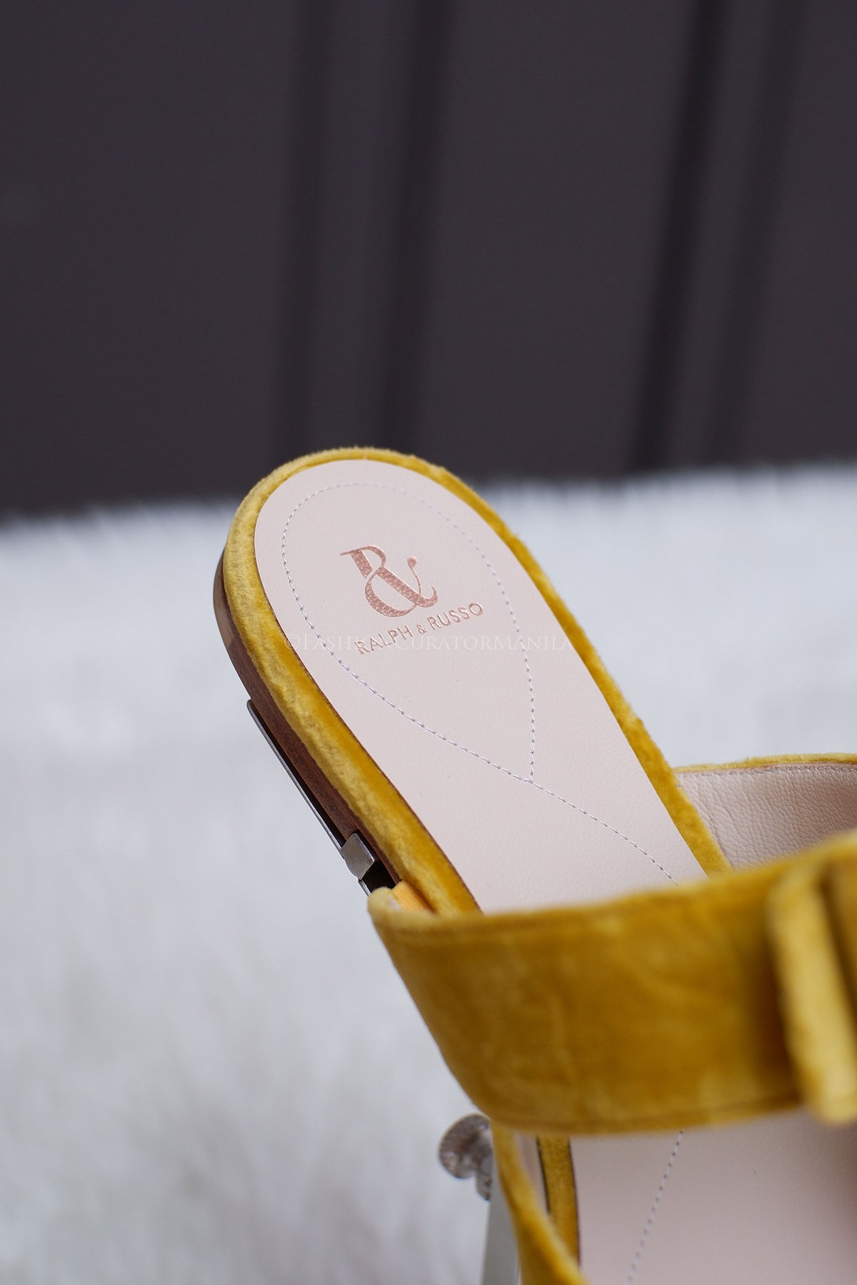 BRAND NEW RALPH & RUSSO BOW MULE FLAT MUSTARD