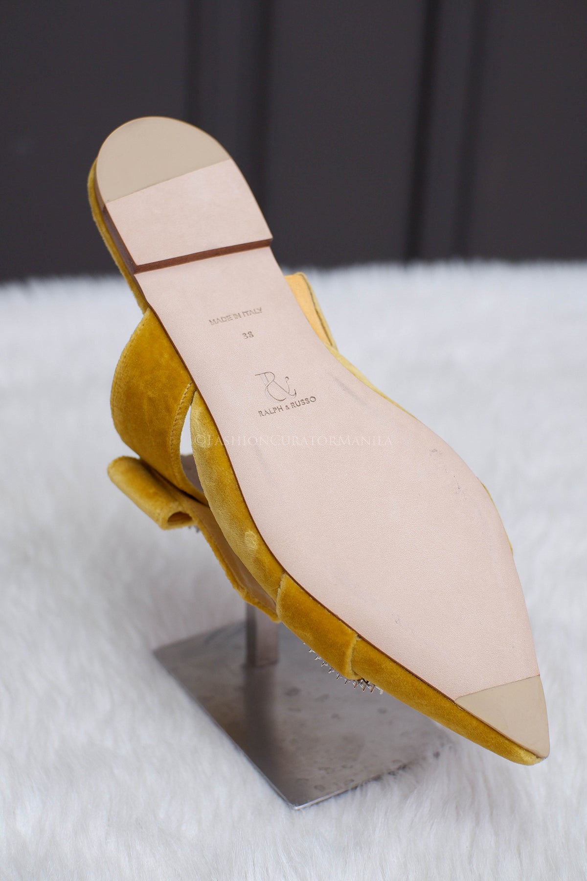 BRAND NEW RALPH & RUSSO BOW MULE FLAT MUSTARD
