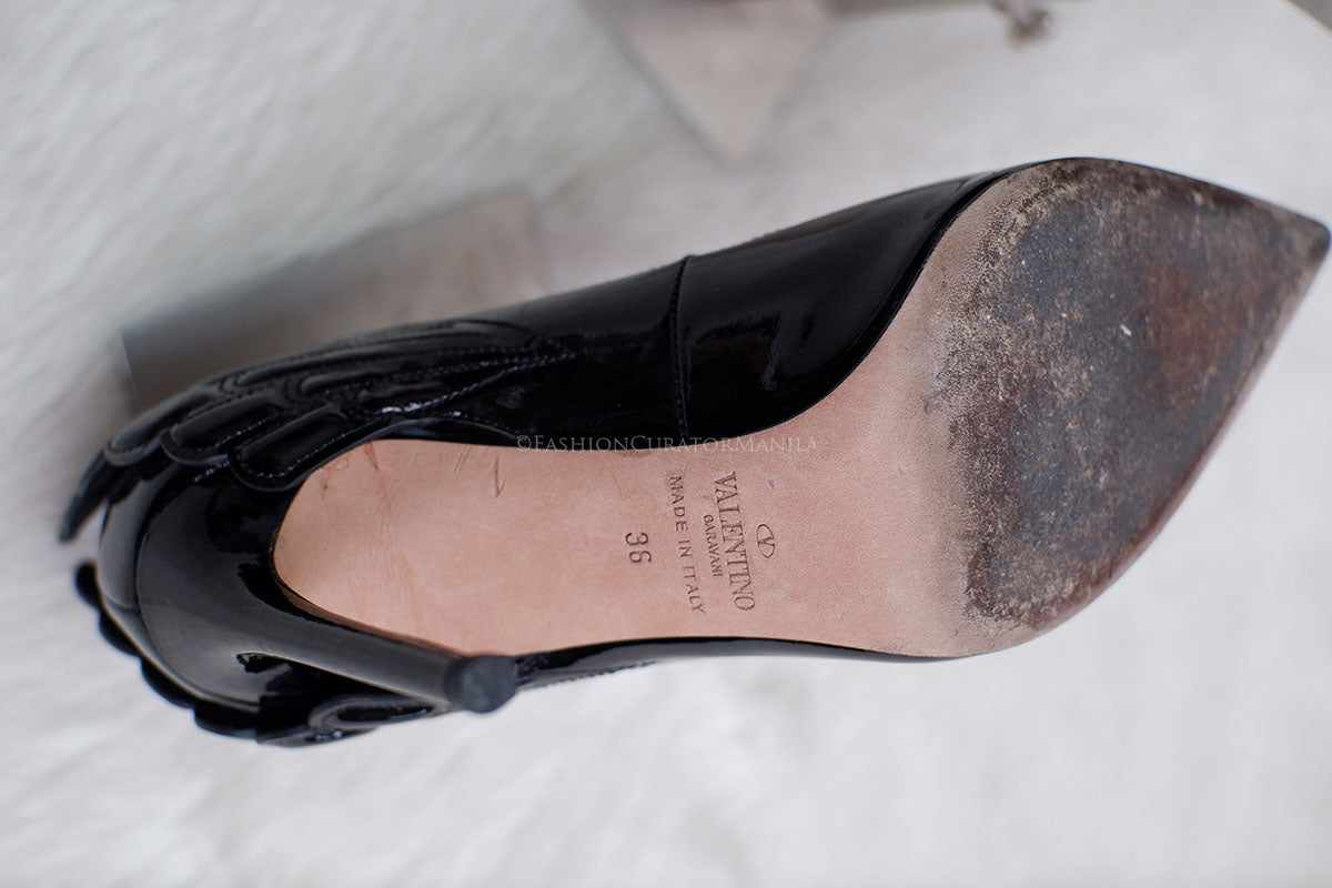 PRE-OWNED VALENTINO PUMP PATENT BLACK