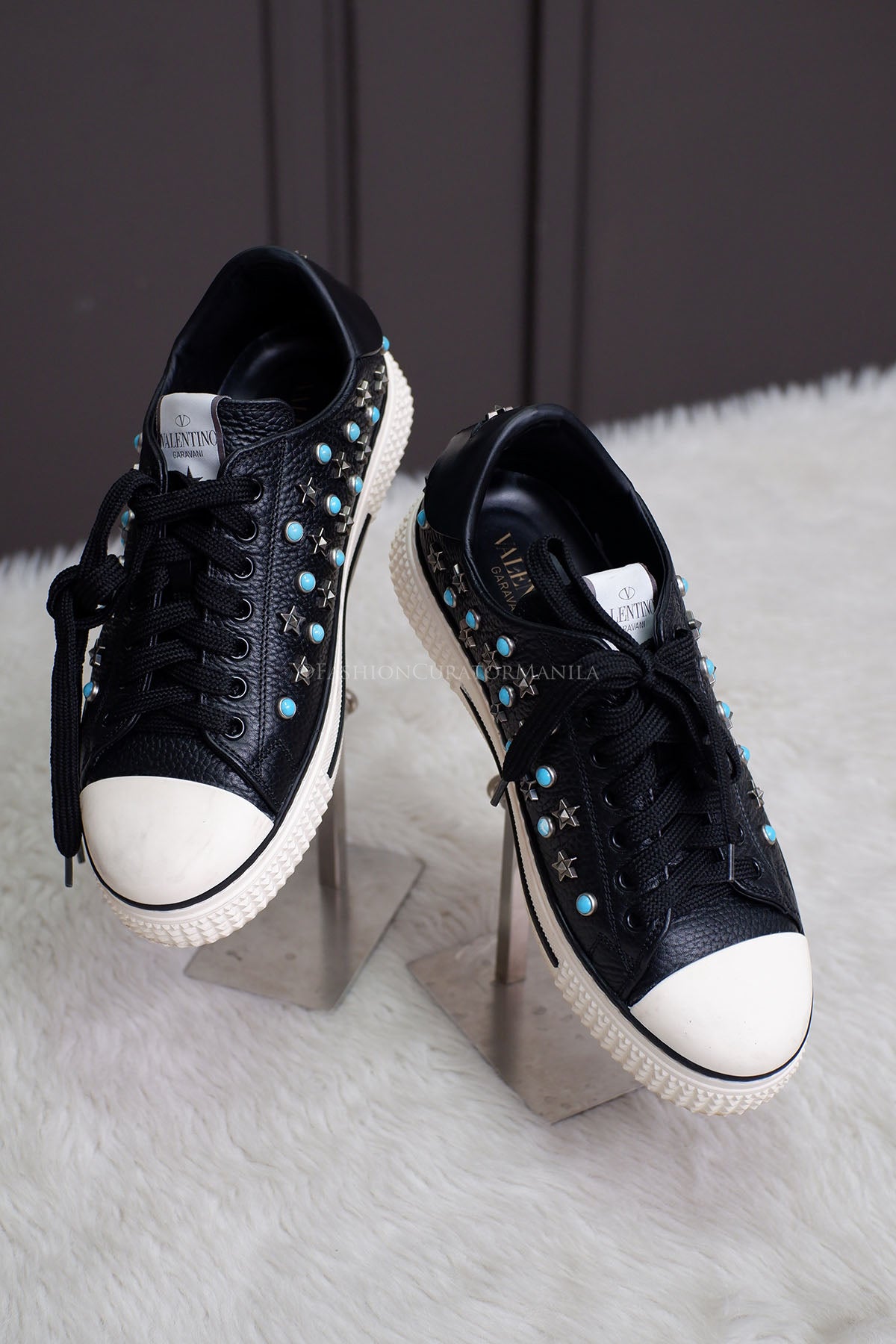 PRE-OWNED VALENTINO SNEAKERS BLACK