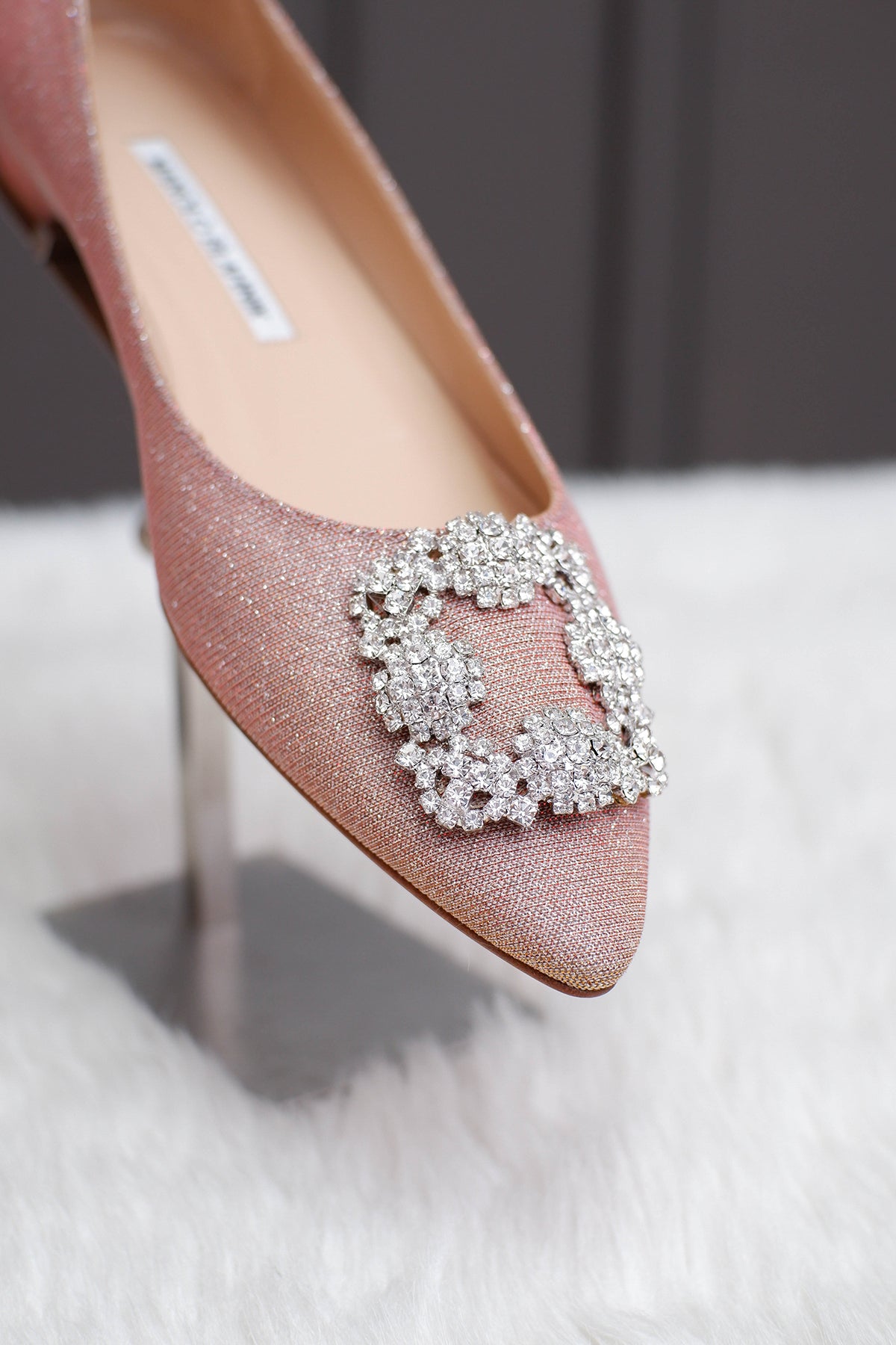 UNUSED MANOLO BLAHNIK HANGISI FLATS NUDE PINK