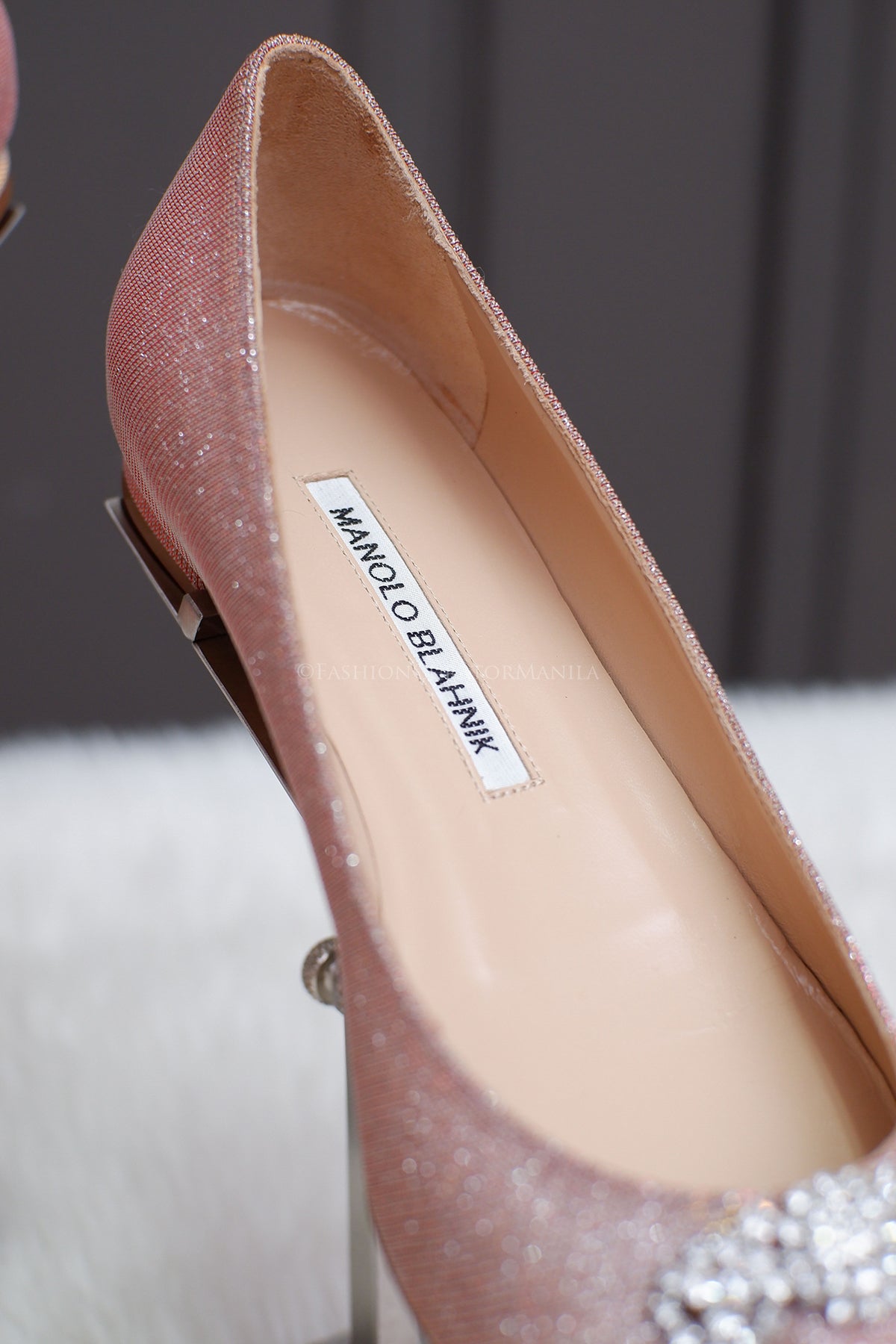 UNUSED MANOLO BLAHNIK HANGISI FLATS NUDE PINK