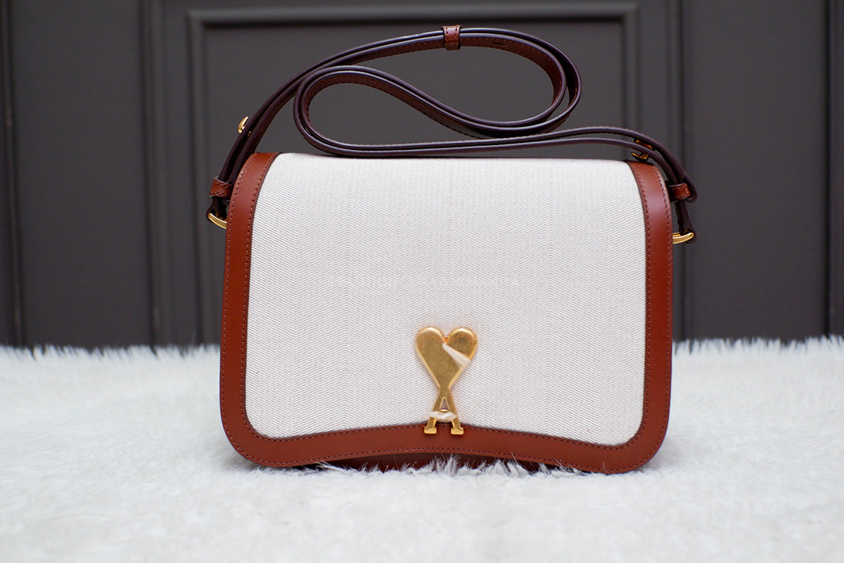 BRAND NEW AMI PARIS LIGHT TAUPE GRAINED LEATHER