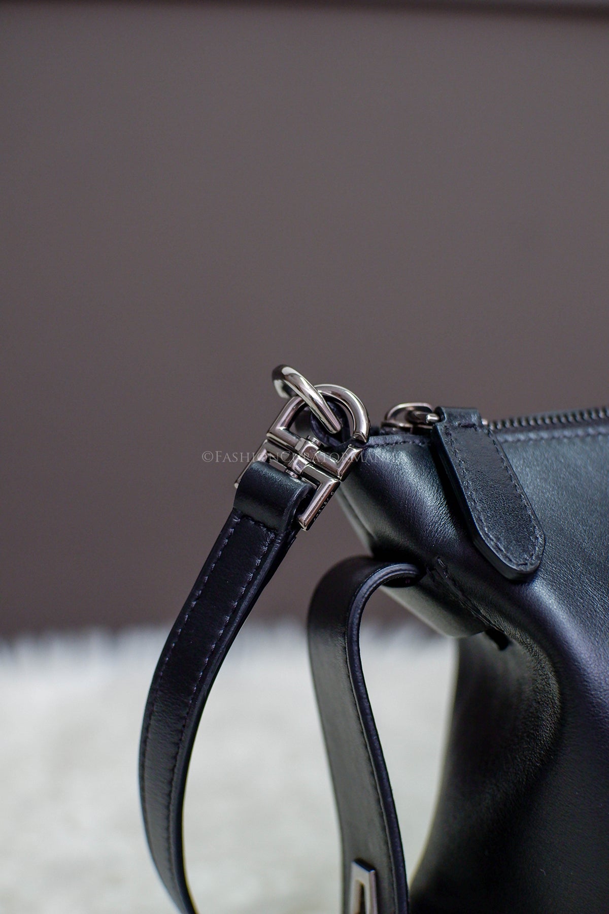 BRAND NEW GIVENCHY SOFT ANTIGONA BLACK