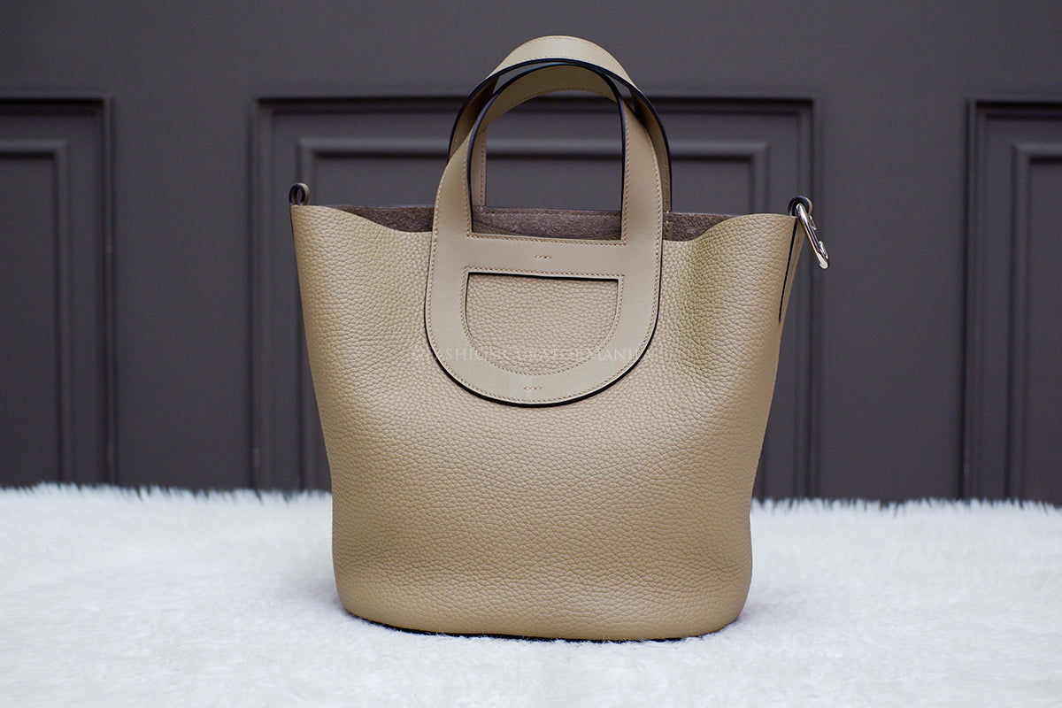 BRAND NEW HERMES IN THE LOOP ETOUPE STAMP B