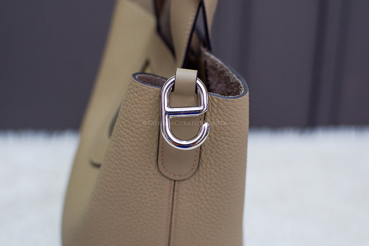BRAND NEW HERMES IN THE LOOP ETOUPE STAMP B