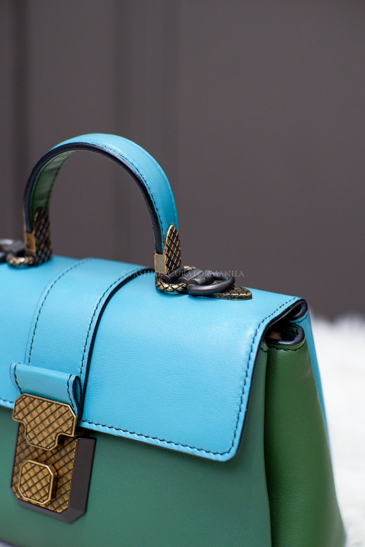 LIKE NEW BOTTEGA VENETA MINI LA PIAZZA GREEN