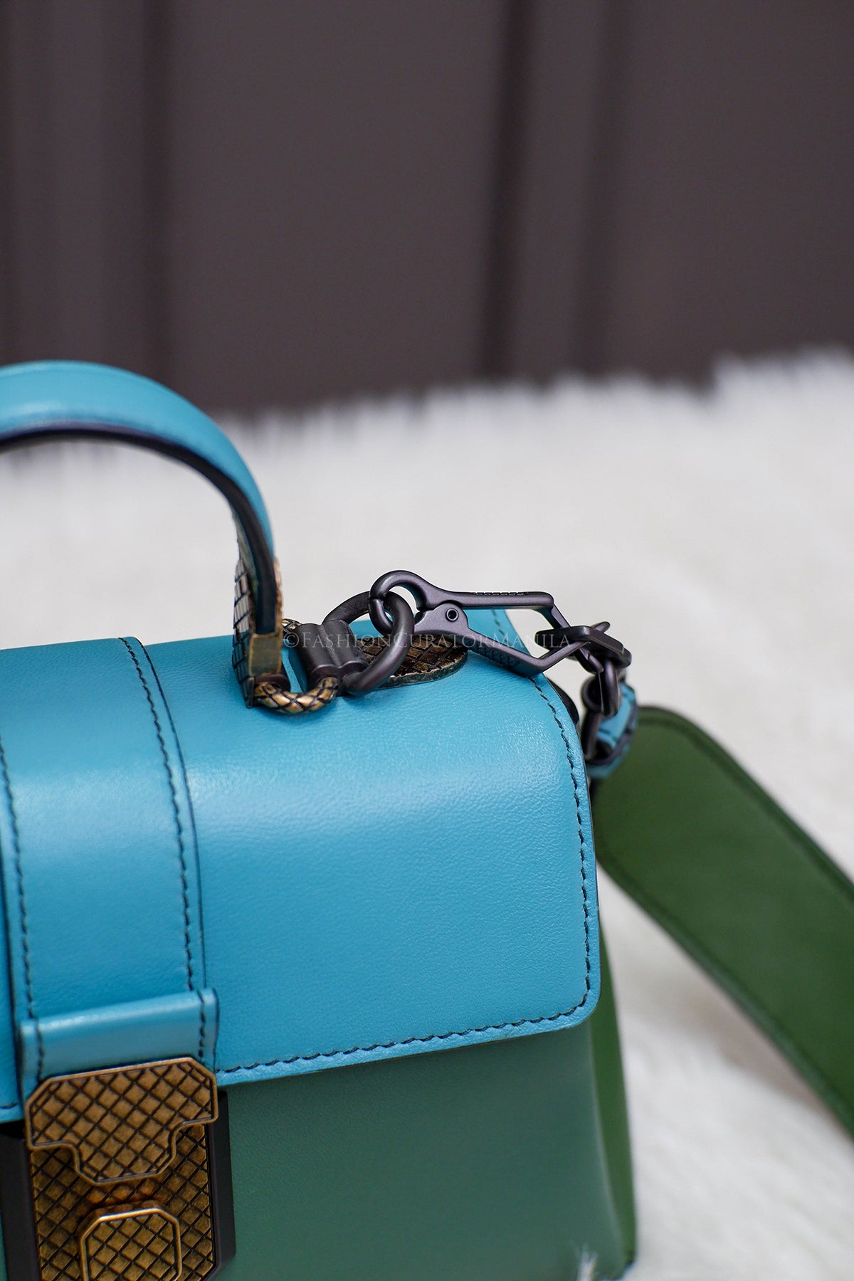 LIKE NEW BOTTEGA VENETA MINI LA PIAZZA GREEN