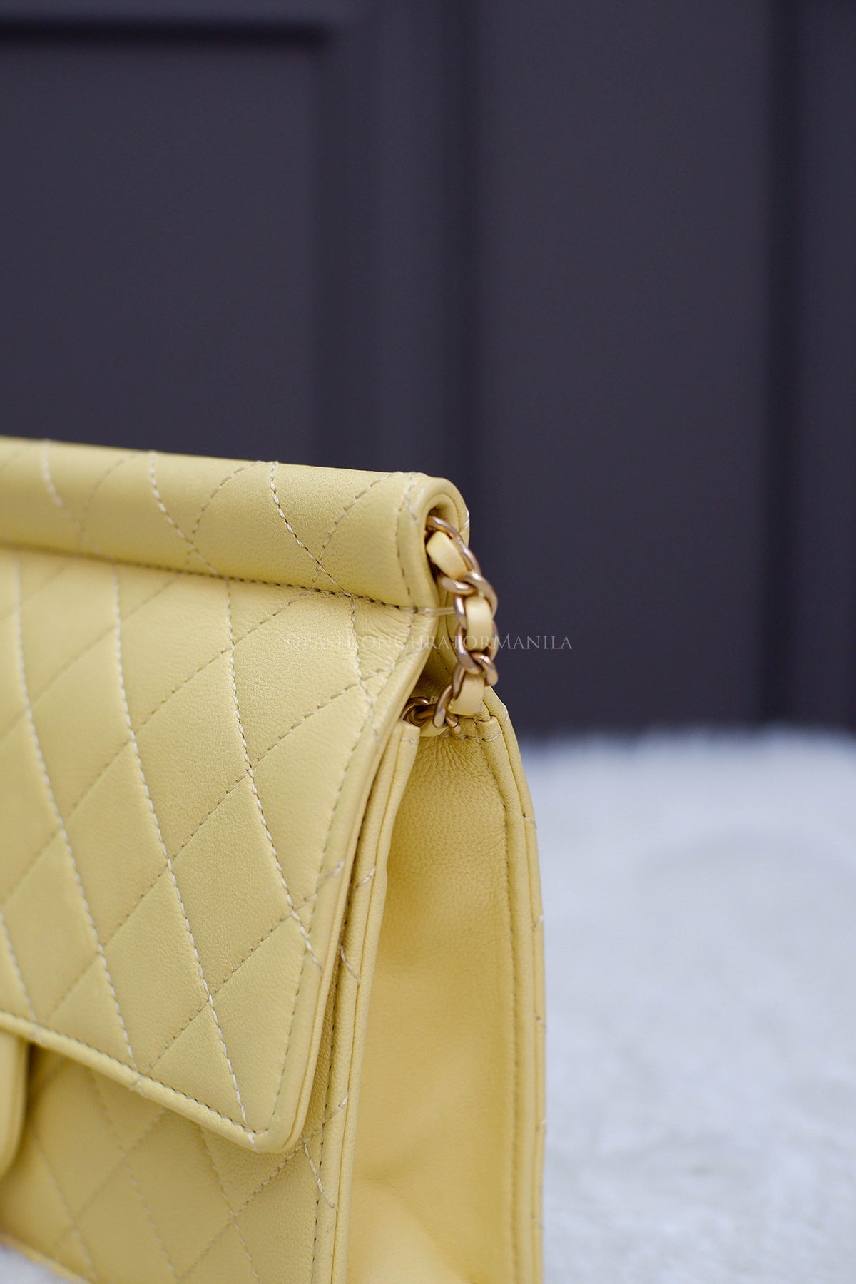 LIKE NEW CHANEL LIMITED EDITION SMALL FLAP PEARL YELLOW SERIES 27