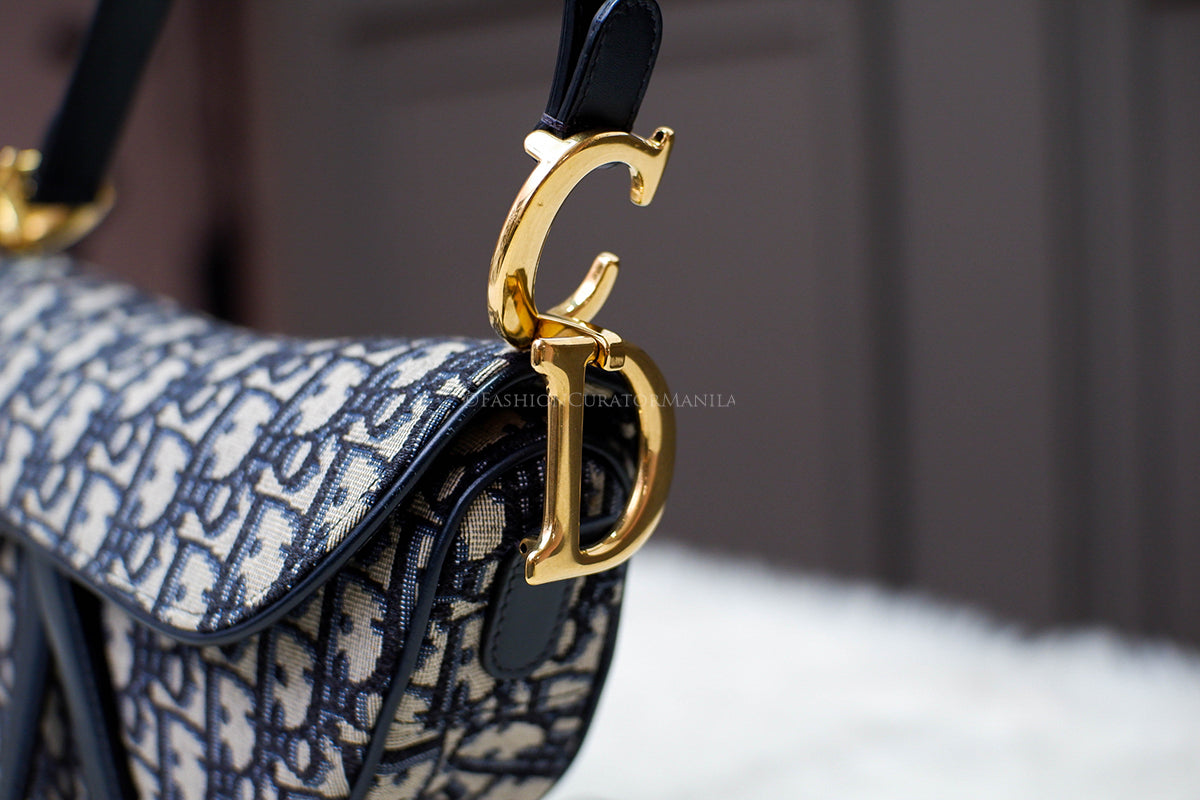 LIKE NEW CHRISTIAN DIOR MEDIUM OBLIQUE SADDLE