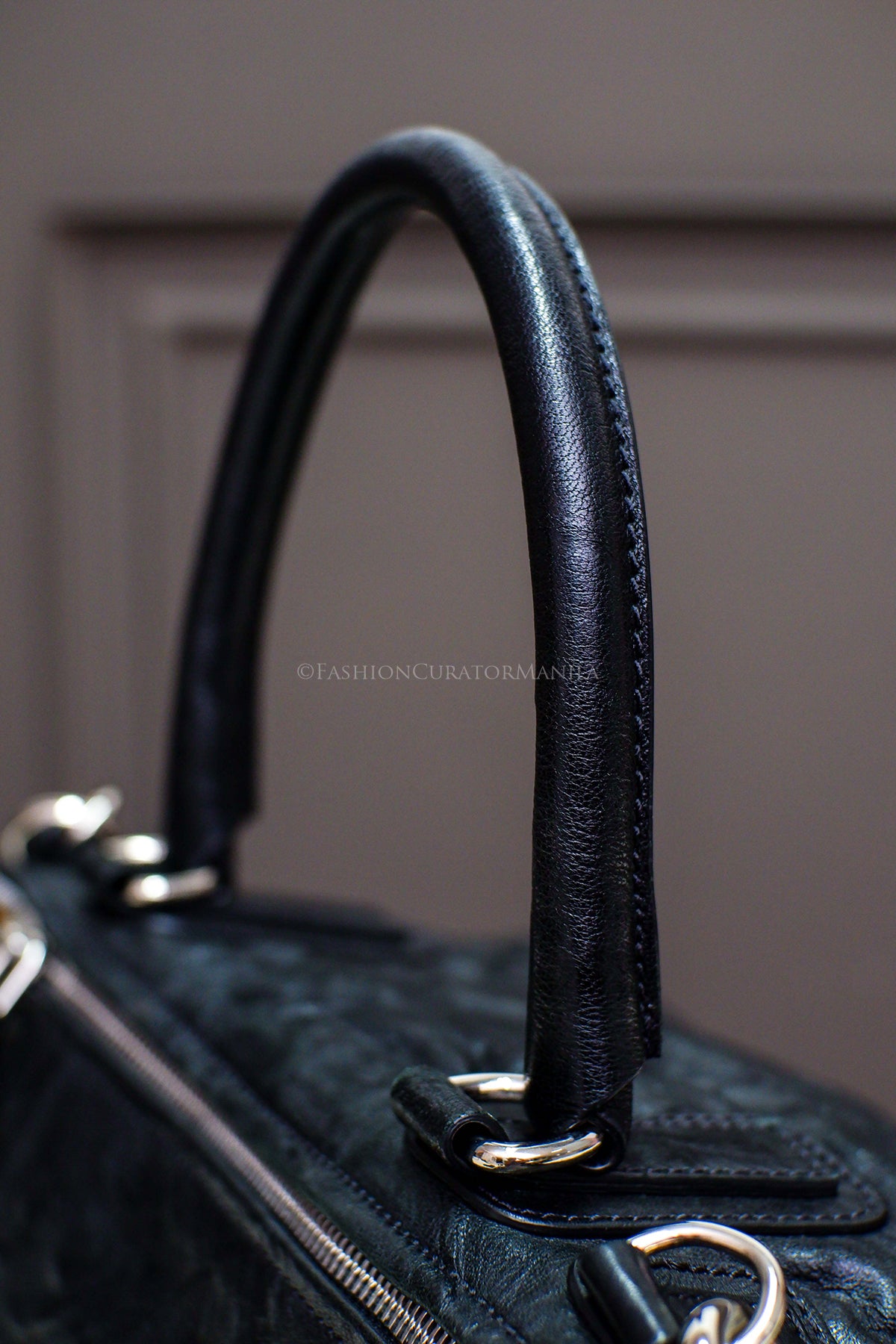 LIKE NEW GIVENCHY MEDIUM PANDORA BLACK TOP HANDLE SLING