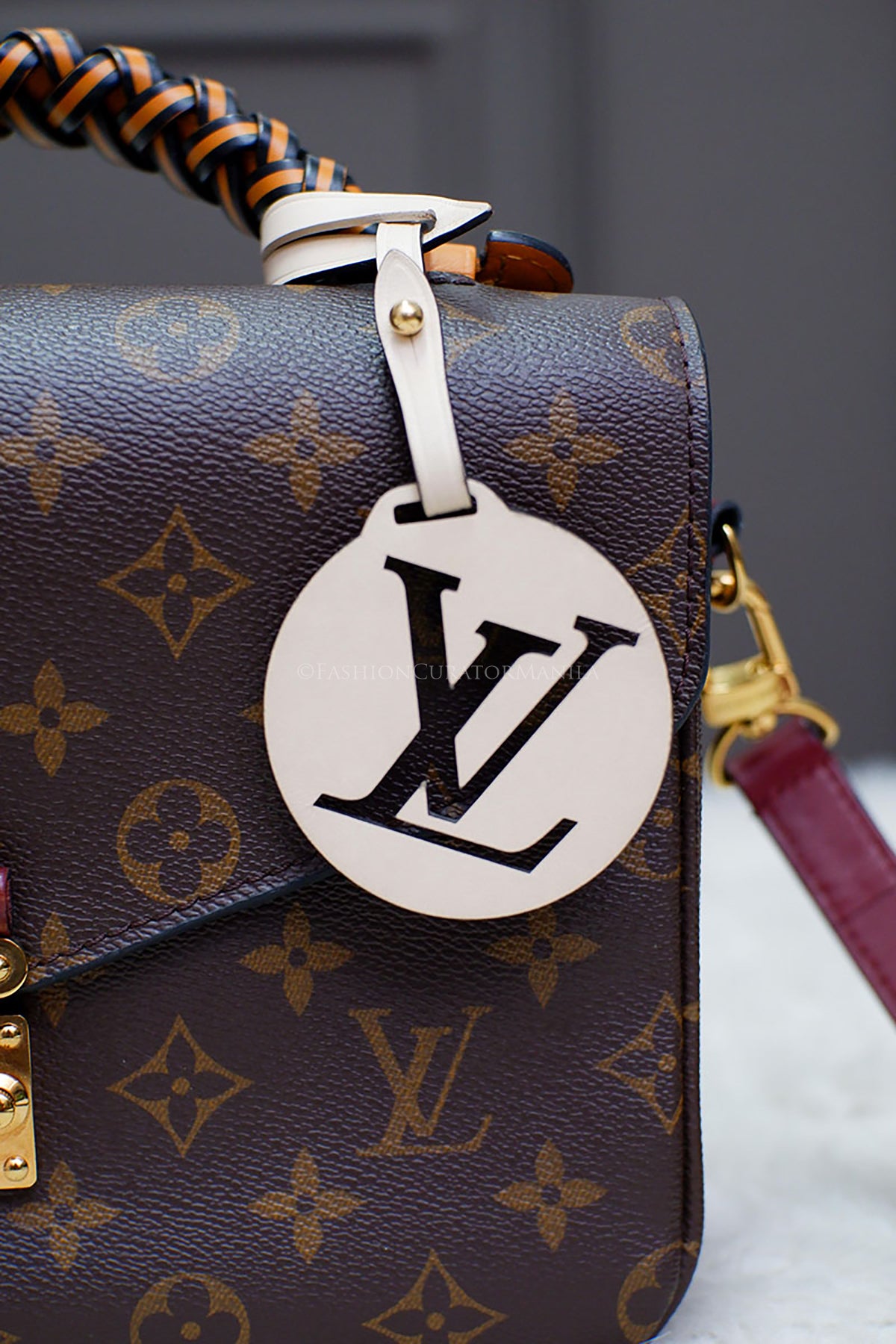 LIKE NEW LOUIS VUITTON LIMITED EDITION METIS REVERSE MONOGRAM