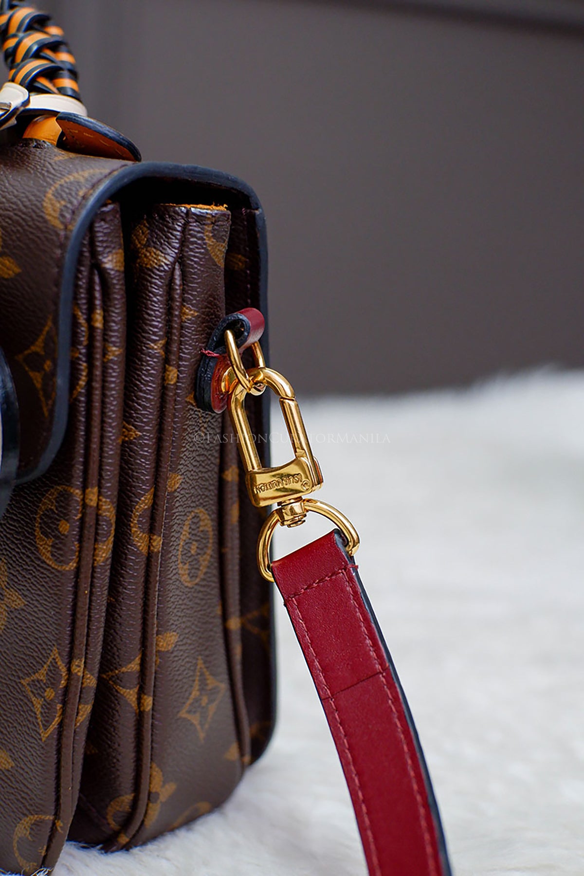 LIKE NEW LOUIS VUITTON LIMITED EDITION METIS REVERSE MONOGRAM