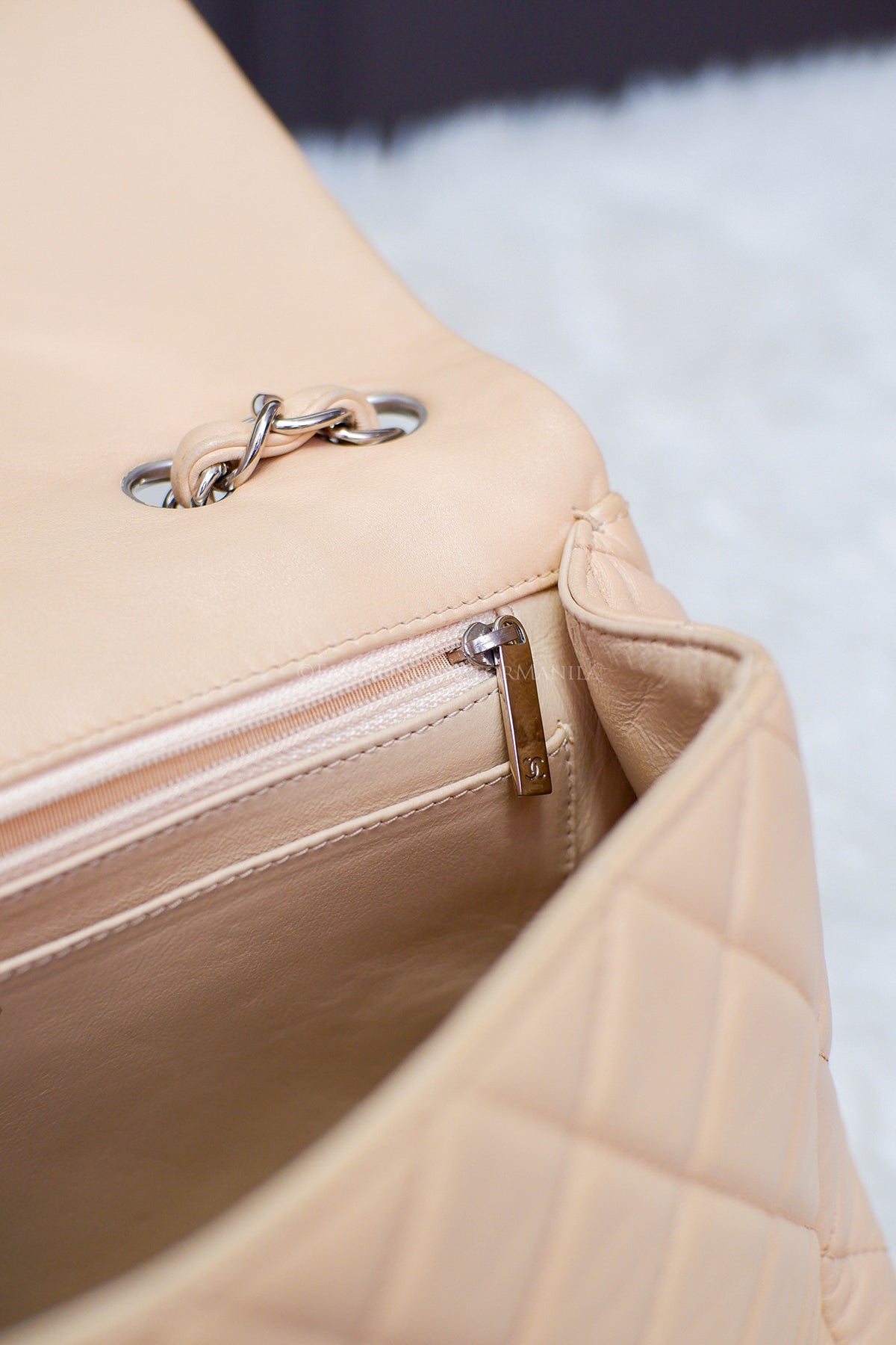 PRE-OWNED CHANEL JUMBO SINGLE FLAP BEIGE SERIES 12