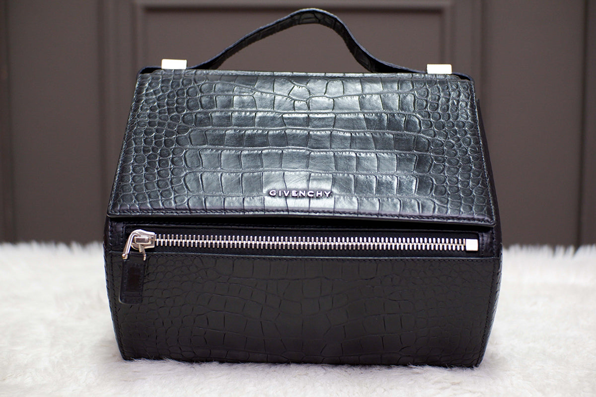 PRE-OWNED GIVENCHY MEDIUM PANDORA BOX BLACK