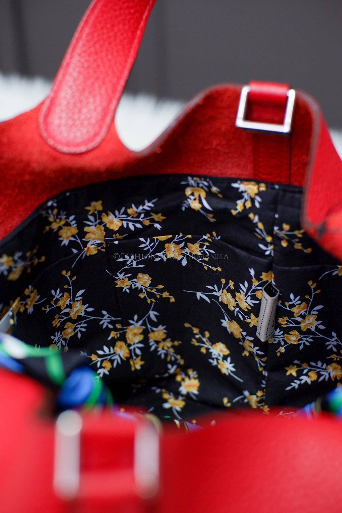 (PRE-OWNED) HERMES PICOTIN 22 RED