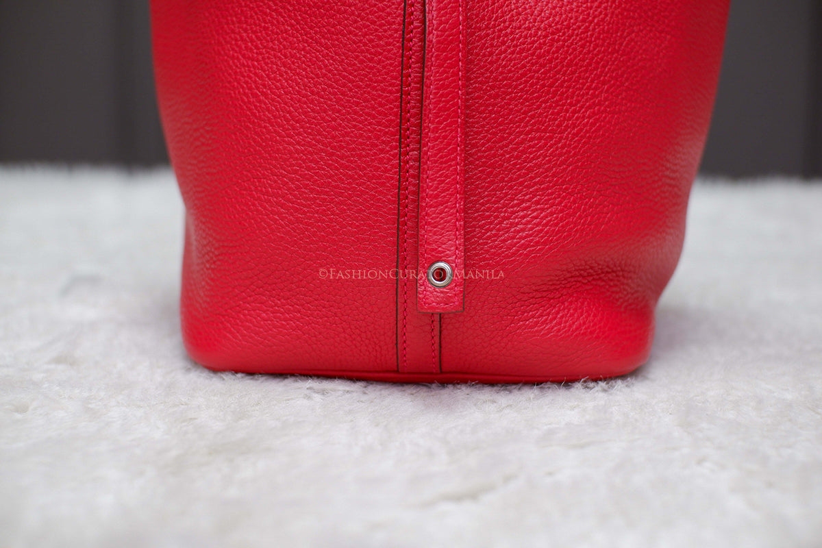 (PRE-OWNED) HERMES PICOTIN 22 RED