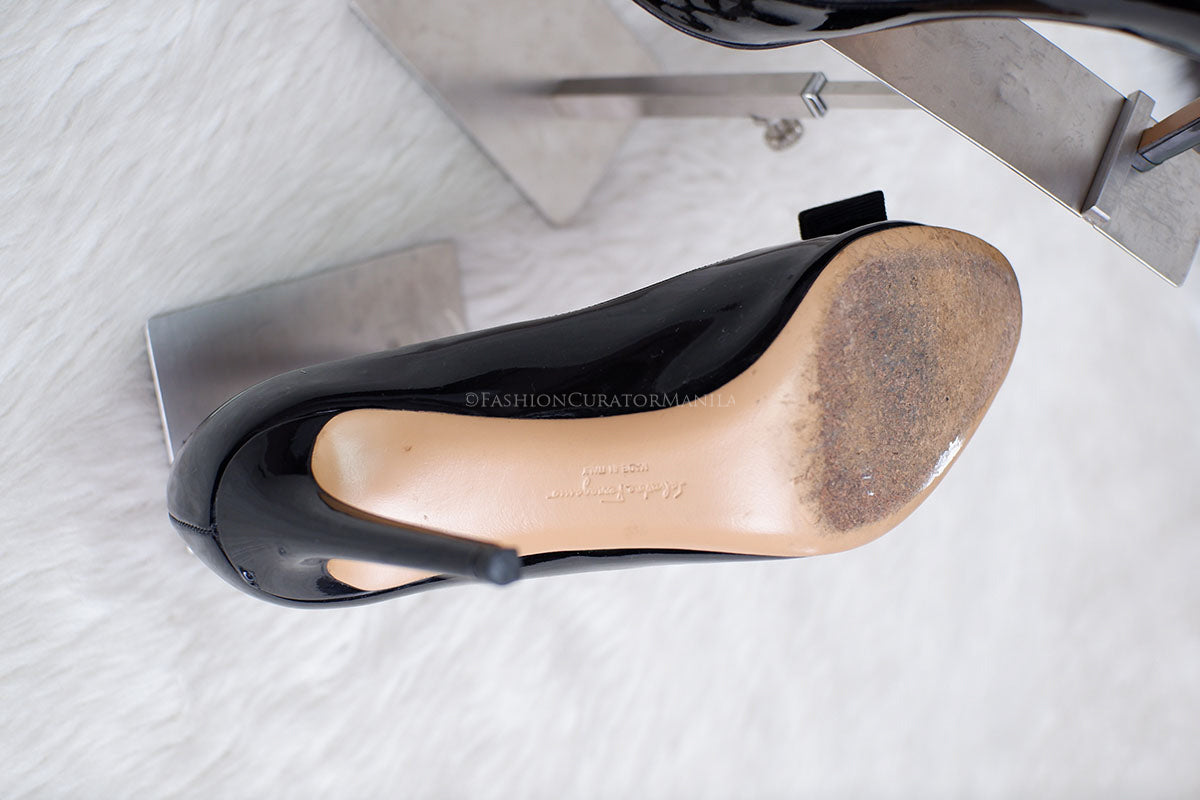 PRE-OWNED SALVATORE FERRAGAMO MOOD BLACK