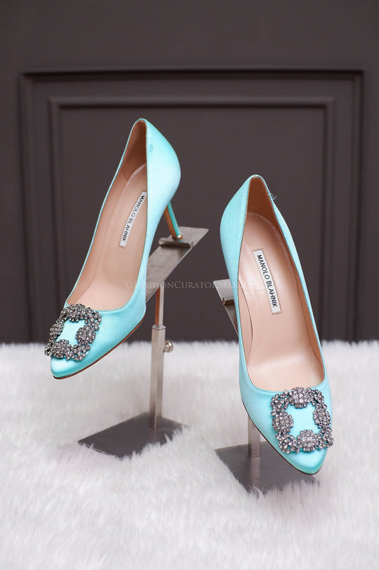 UNUSED MANOLO BLAHNIK HANGISI SATIN AQUA
