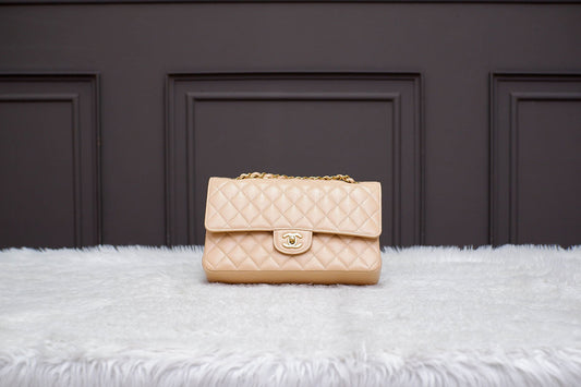 BRAND NEW CHANEL MEDIUM DOUBLE FLAP BEIGE GHW MICROCHIP