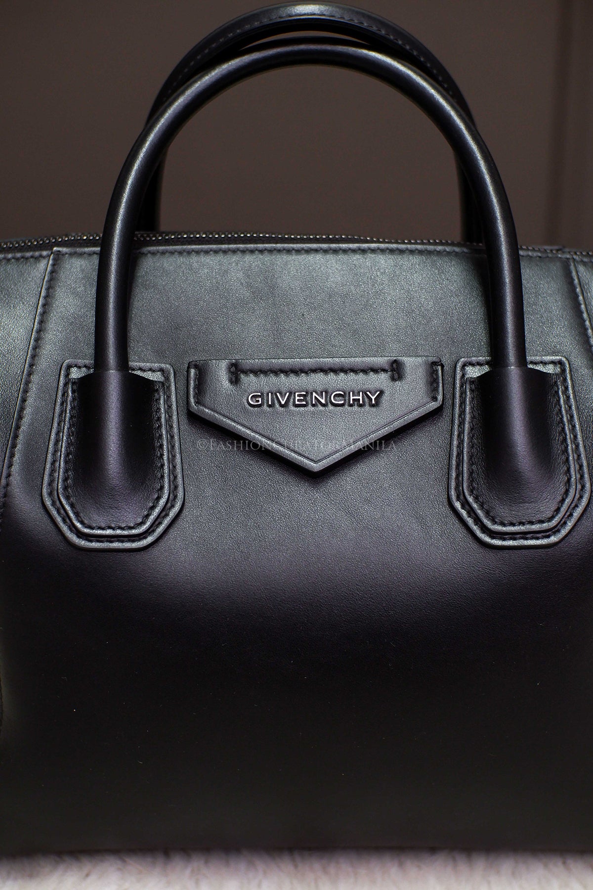 BRAND NEW GIVENCHY SOFT ANTIGONA BLACK
