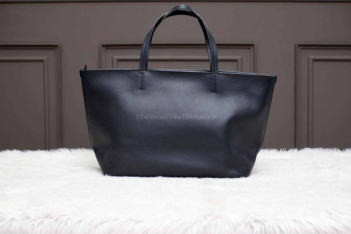 BRAND NEW SALVATORE FERRAGAMO MEDIUM TOTE BLACK