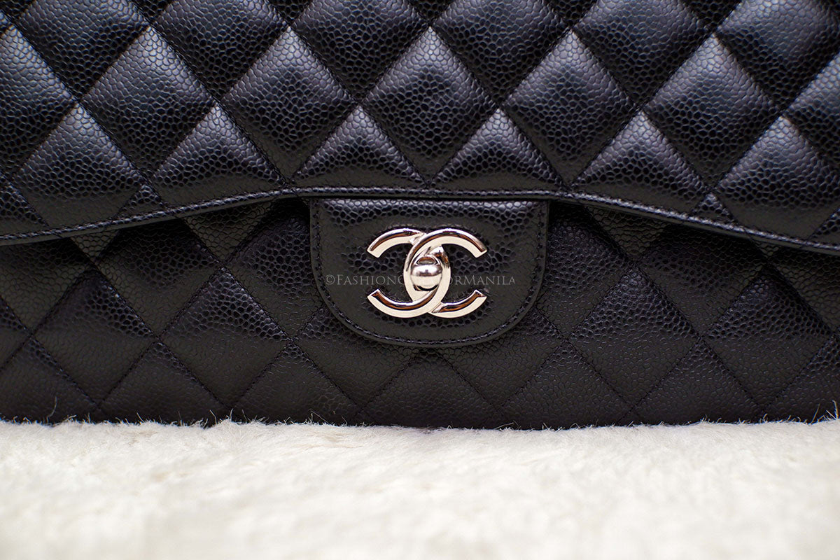LIKE NEW CHANEL JUMBO DOUBLE FLAP BLACK SHW SERIES 30