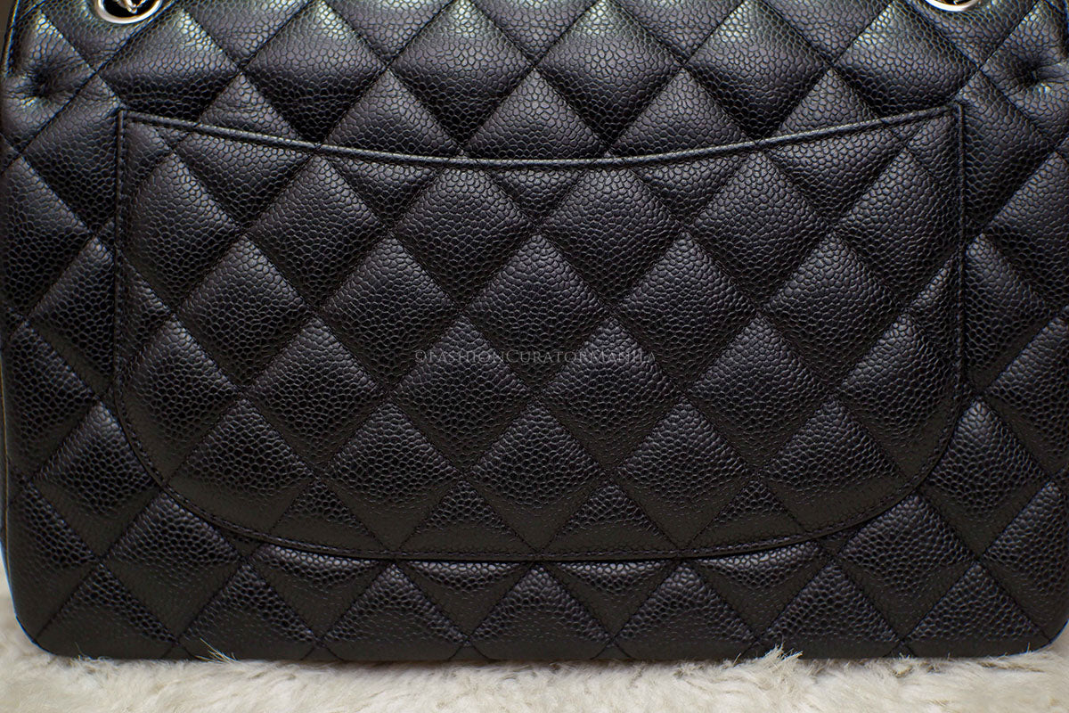 LIKE NEW CHANEL JUMBO DOUBLE FLAP BLACK SHW SERIES 30