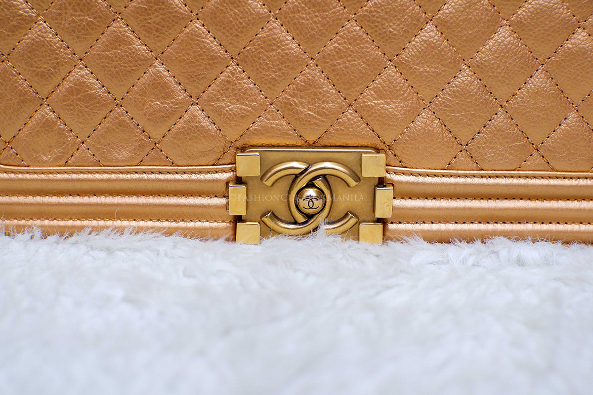 LIKE NEW CHANEL NEW MEDIUM LEBOY GOLD SERIES 20