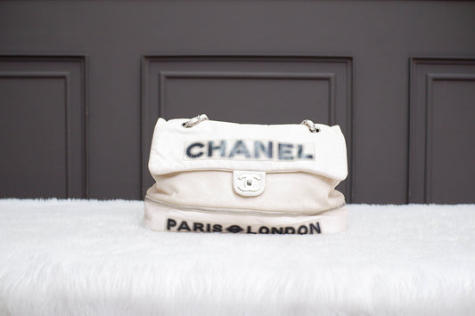 PRE-OWNED CHANEL EXPANDABLE LONDON BAG SERIES 12