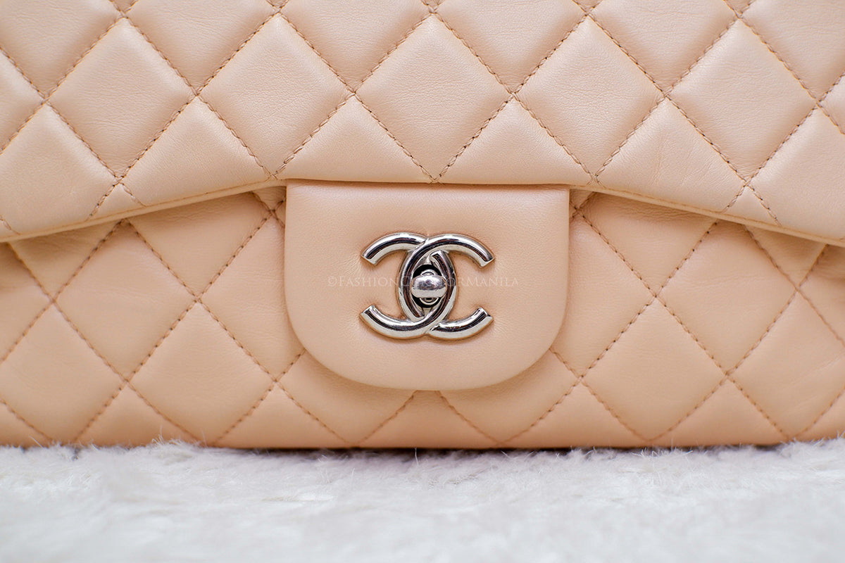 PRE-OWNED CHANEL JUMBO SINGLE FLAP BEIGE SERIES 12