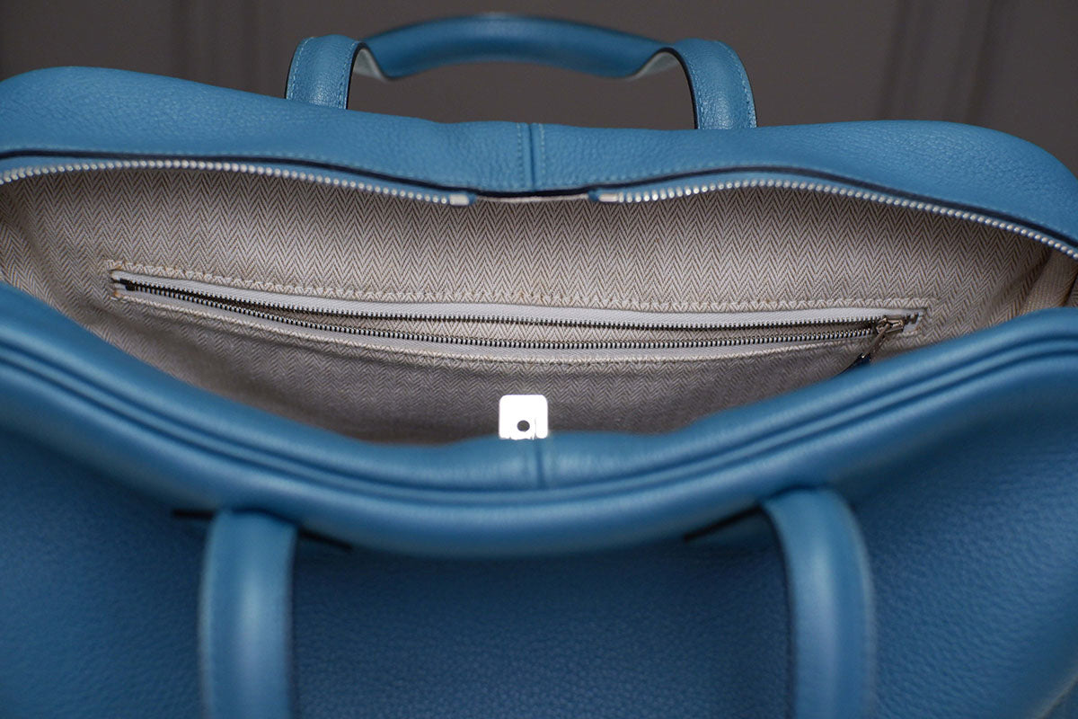 (PRE-OWNED) HERMES VICTORIA COLVERT