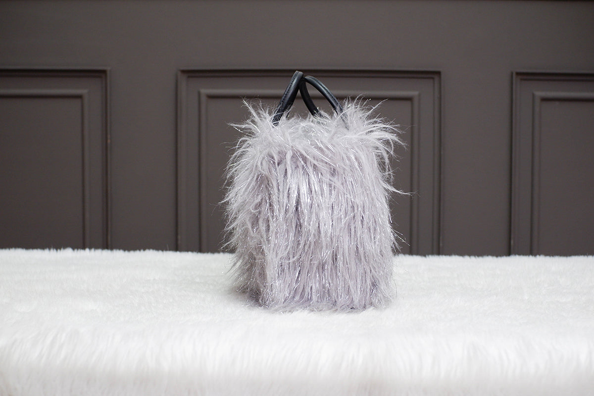 UNUSED MARC JACOBS THE CREATURE TOTE BAG SILVER